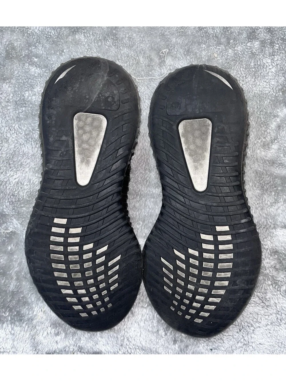 adidas Yeezy Boost 350 V2 Low Top Sneaker Gray/Black SPLY-350 Comfort Sz 8